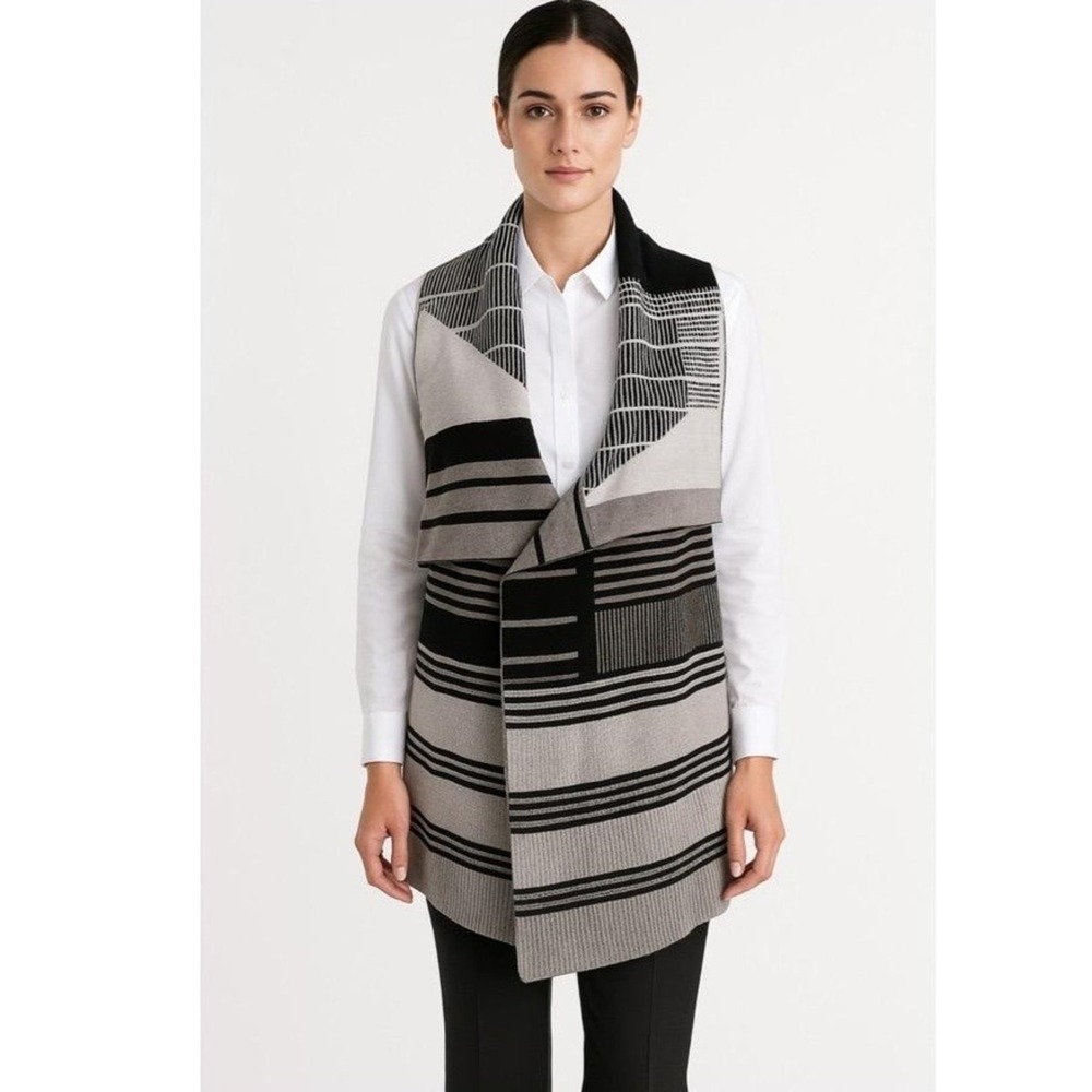 Sioni Cardigan Womens Small Black Lapel Whiteโ Native Western Sweater Vest